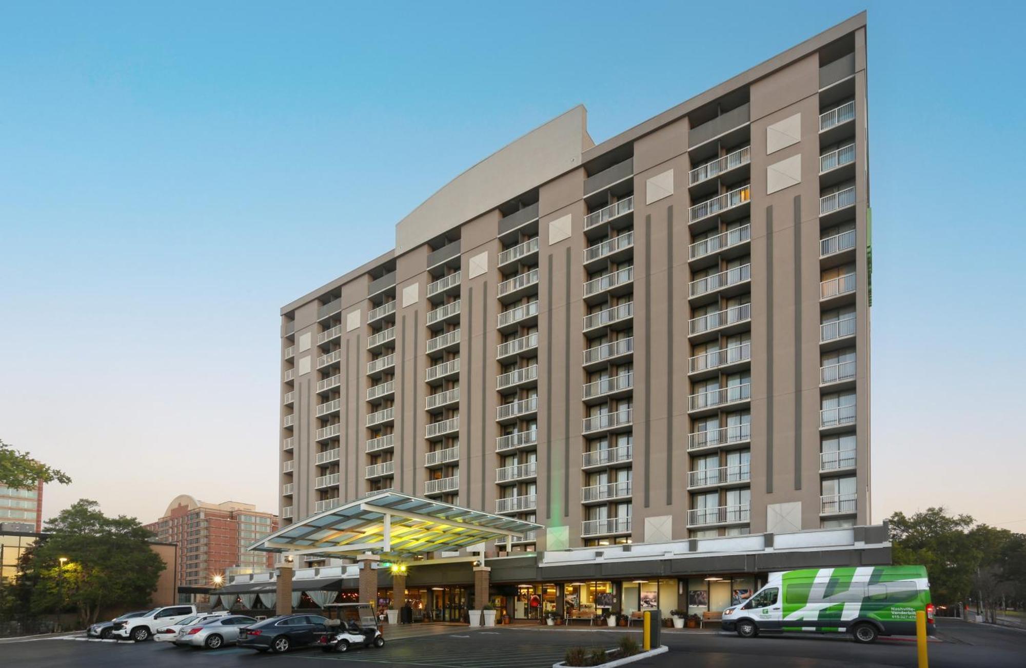 Holiday Inn Nashville - Vanderbilt - Dwtn By Ihg Exterior foto