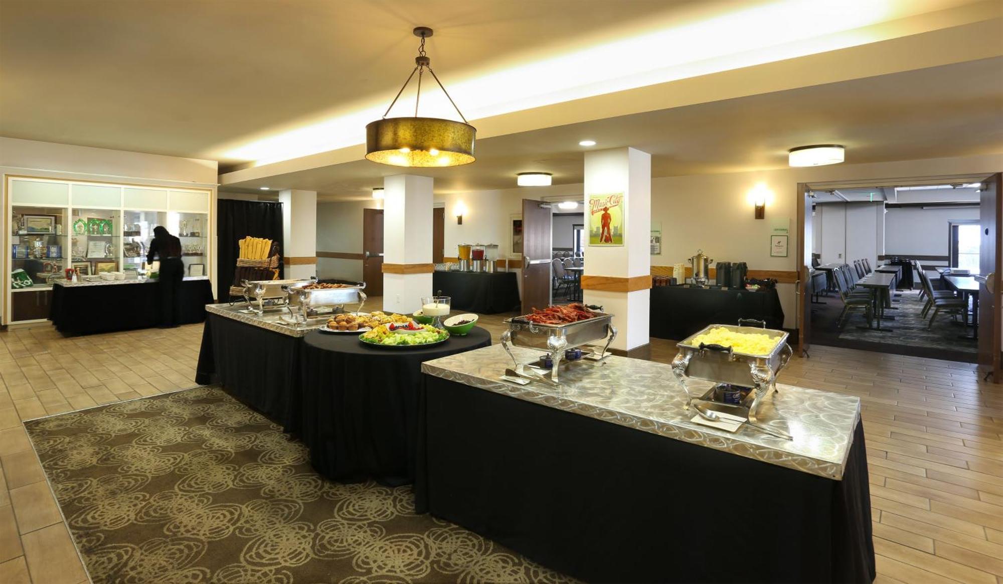Holiday Inn Nashville - Vanderbilt - Dwtn By Ihg Exterior foto
